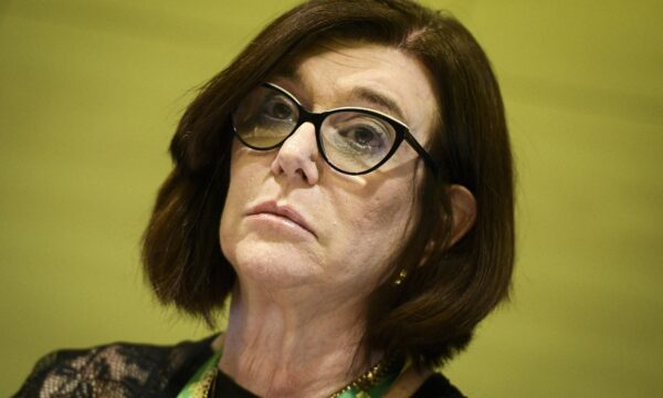 Petrobras vê potencial para exportar gás liquefeito do pré-sal, diz Magda Chambriard