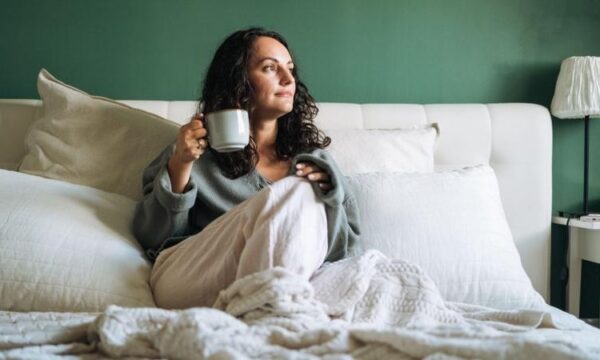 O que é a 'fase lútea' – e por que algumas mulheres se sentem 'mais feias' durante ela