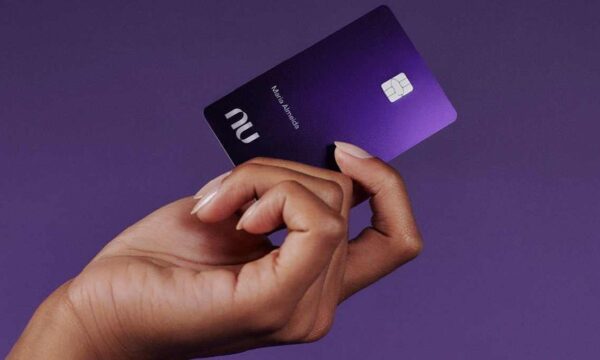 Nubank (ROXO34): Pior ficou para trás, e programa do governo pode dar uma ‘forcinha’; é hora de comprar, diz BBI