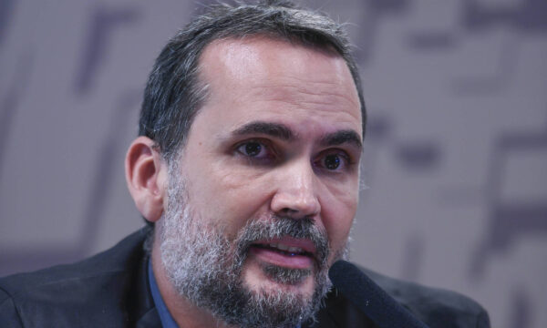 Moretti diz que impacto de medidas para combustíveis soma R$ 7 bilhões por mês
