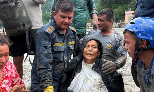 Mulher é encontrada viva no Nepal dias após família iniciar rituais fúnebres