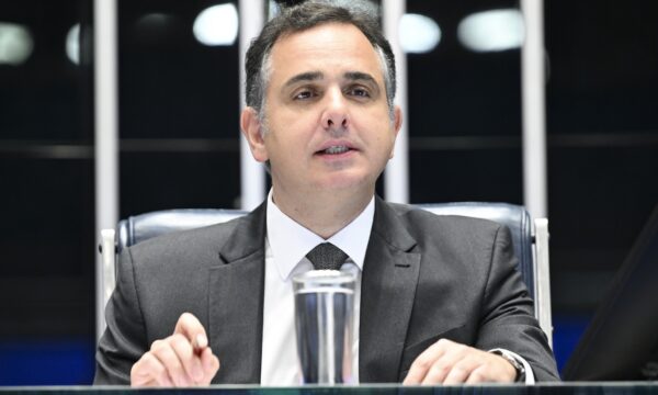 Aliado de Alcolumbre, Rodrigo Pacheco toma posse como ministro do TCU