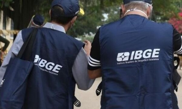 Jornada maior, renda menor: quase 2 milhões trabalham por aplicativos no Brasil, mostra IBGE