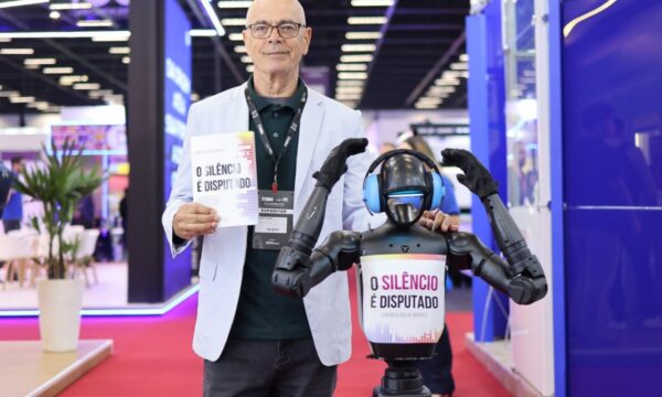 O homem que decidiu dar ouvidos ao silêncio