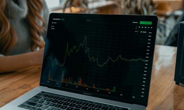 Ações de mercados emergentes sobem ao nível mais alto desde junho